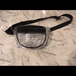 ariana grande sweetener tour clear fanny